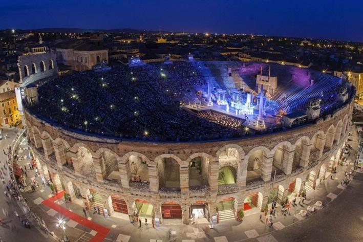Living Arena Hotel Verona Buitenkant foto